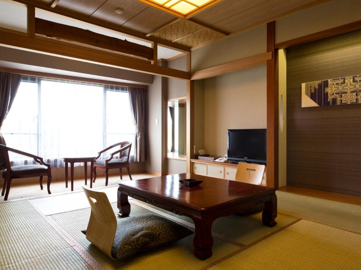 เล้ค อาคัง สึรุกะ วิงซ์ Hotel อะคังโกฮัง ภายนอก รูปภาพ